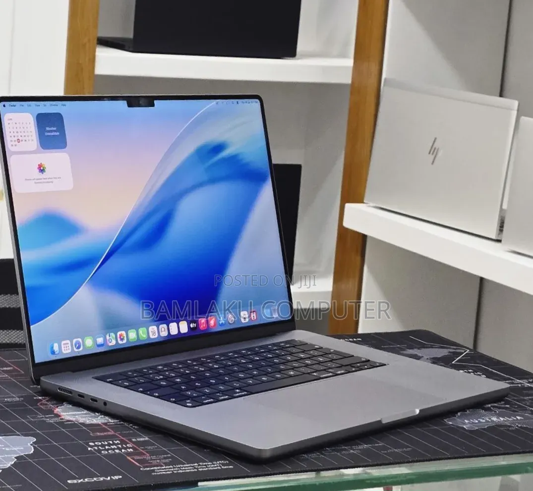 New Laptop Apple MacBook Pro 2021 M1 Max 64GB Apple M1 Max SSD 1T