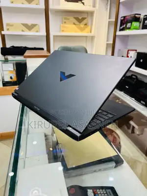 New Laptop HP Victus 15 16GB Intel Core i7 SSD 1T