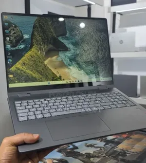 New Laptop Lenovo 16GB Intel Core Ultra 5 SSD 512GB