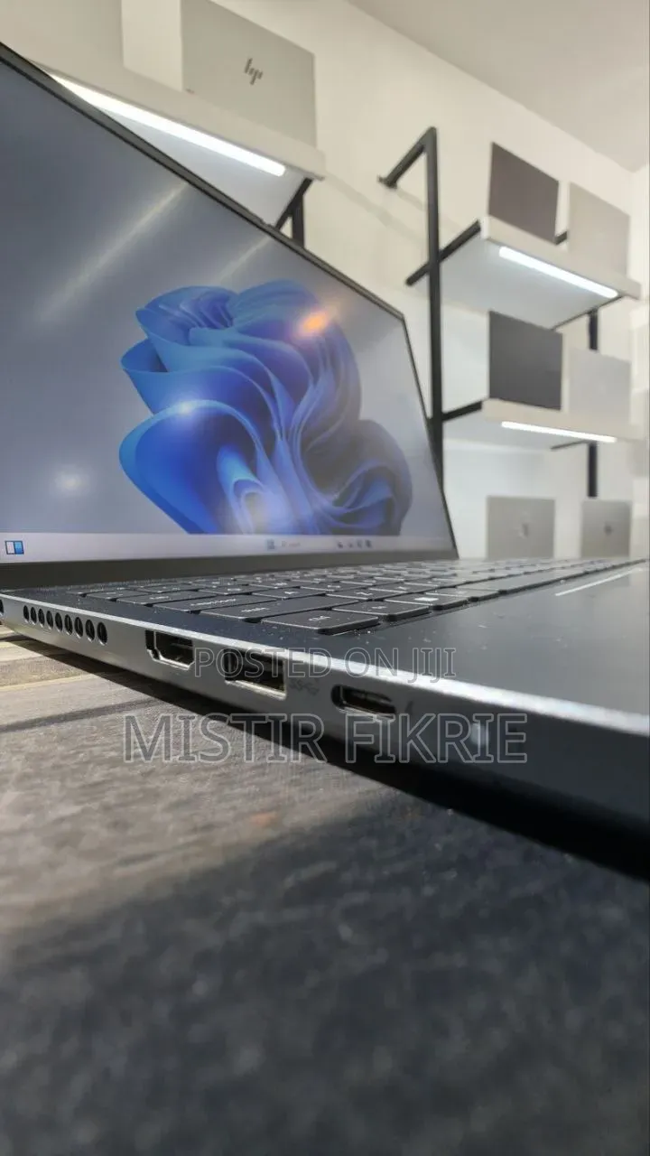 New Laptop Lenovo Yoga 2 16GB Intel SSD 512GB