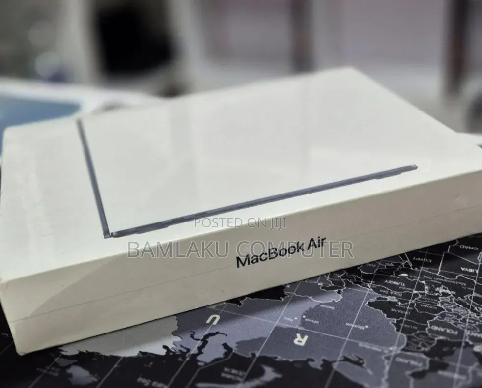 New Laptop Apple MacBook Air 2022 M2 8GB Apple M2 SSD 256GB