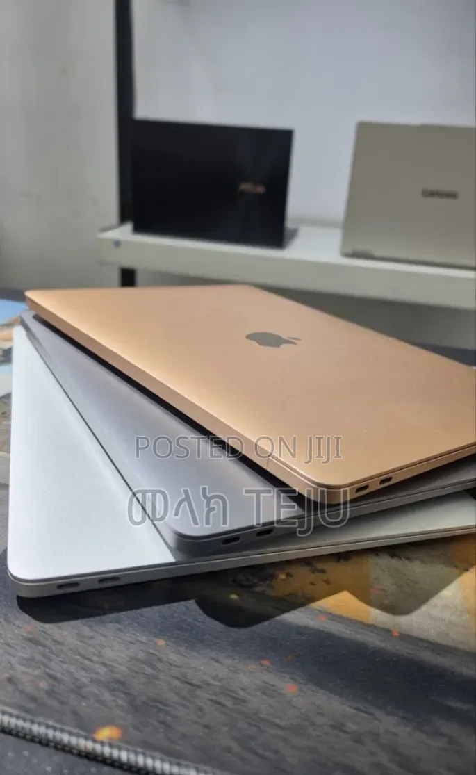 New Laptop Apple MacBook Air 2020 M1 8GB Intel Core Ultra 7 SSD 256GB