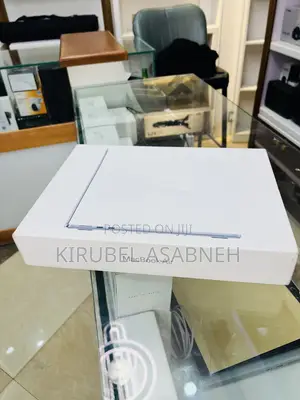 New Laptop Apple MacBook Air 2026 M5 16GB Apple M5 SSD 512GB
