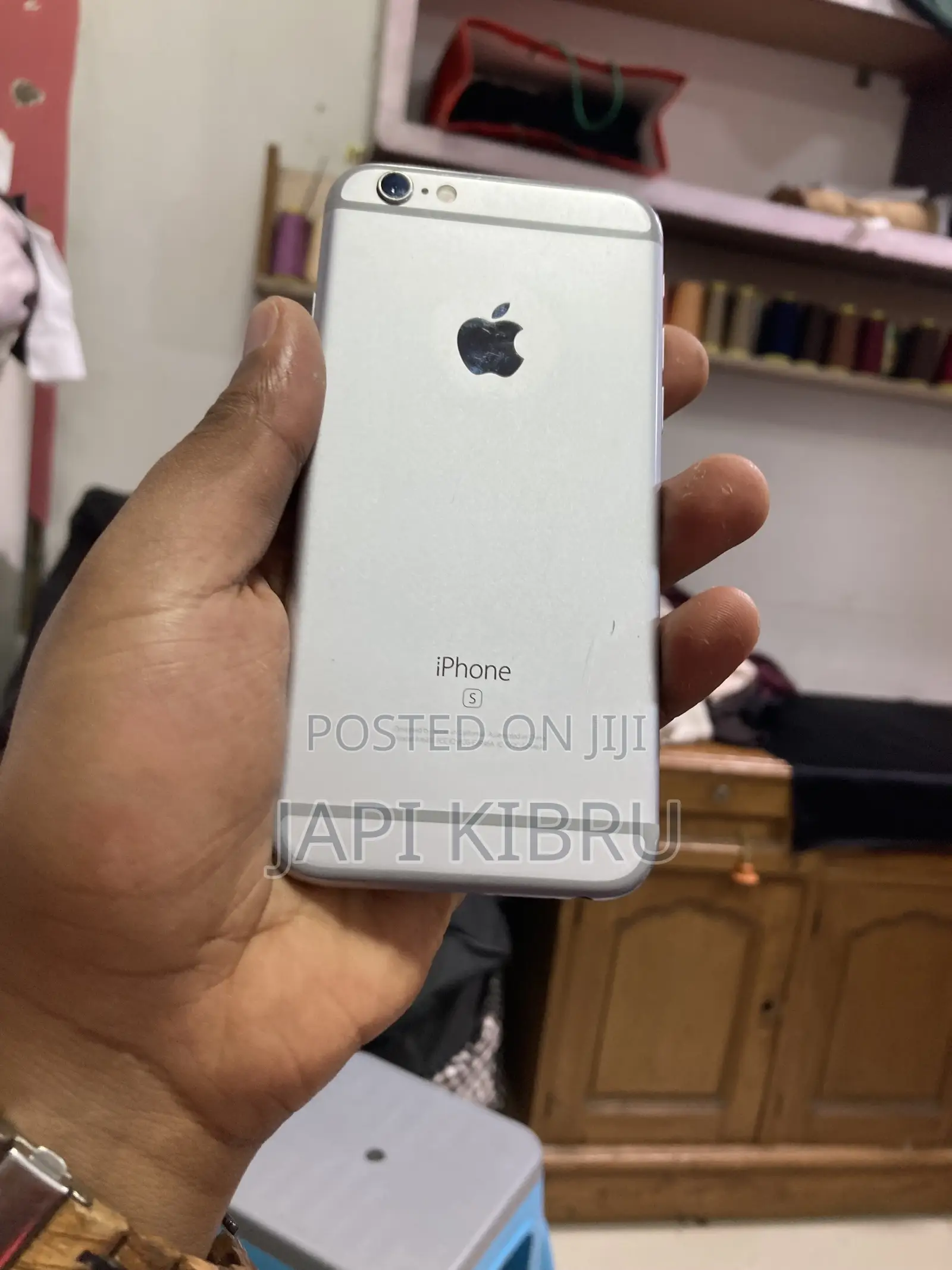 Apple iPhone 6s 32 GB Silver