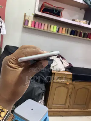 Apple iPhone 6s 32 GB Silver