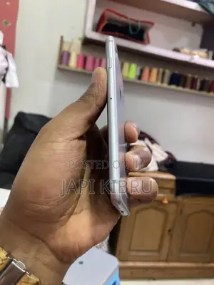 Apple iPhone 6s 32 GB Silver
