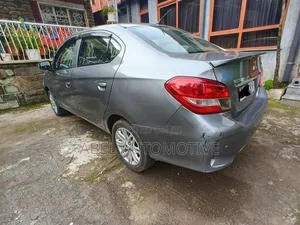 Mitsubishi Attrage 2021 Silver