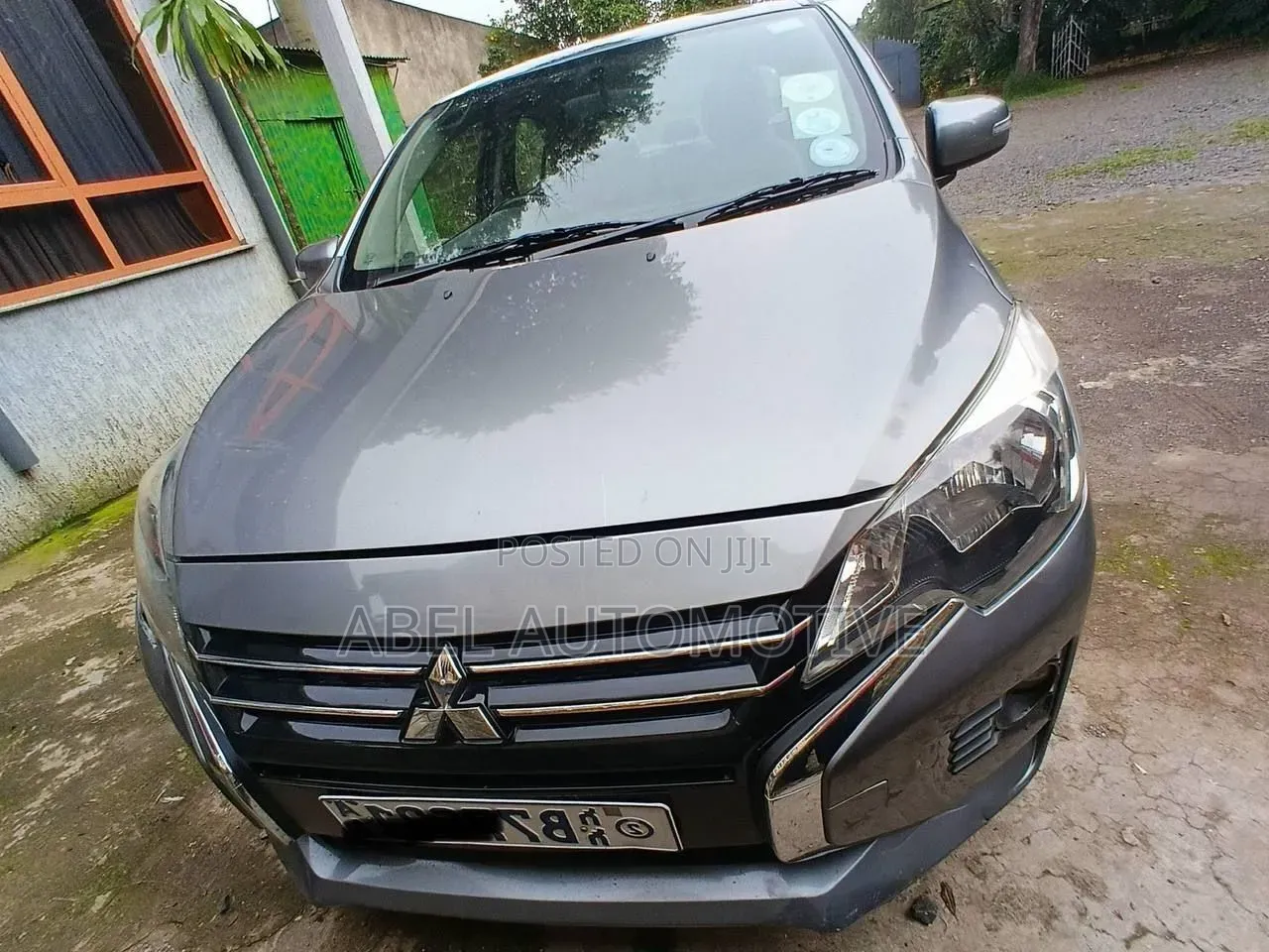 Mitsubishi Attrage 2021 Silver