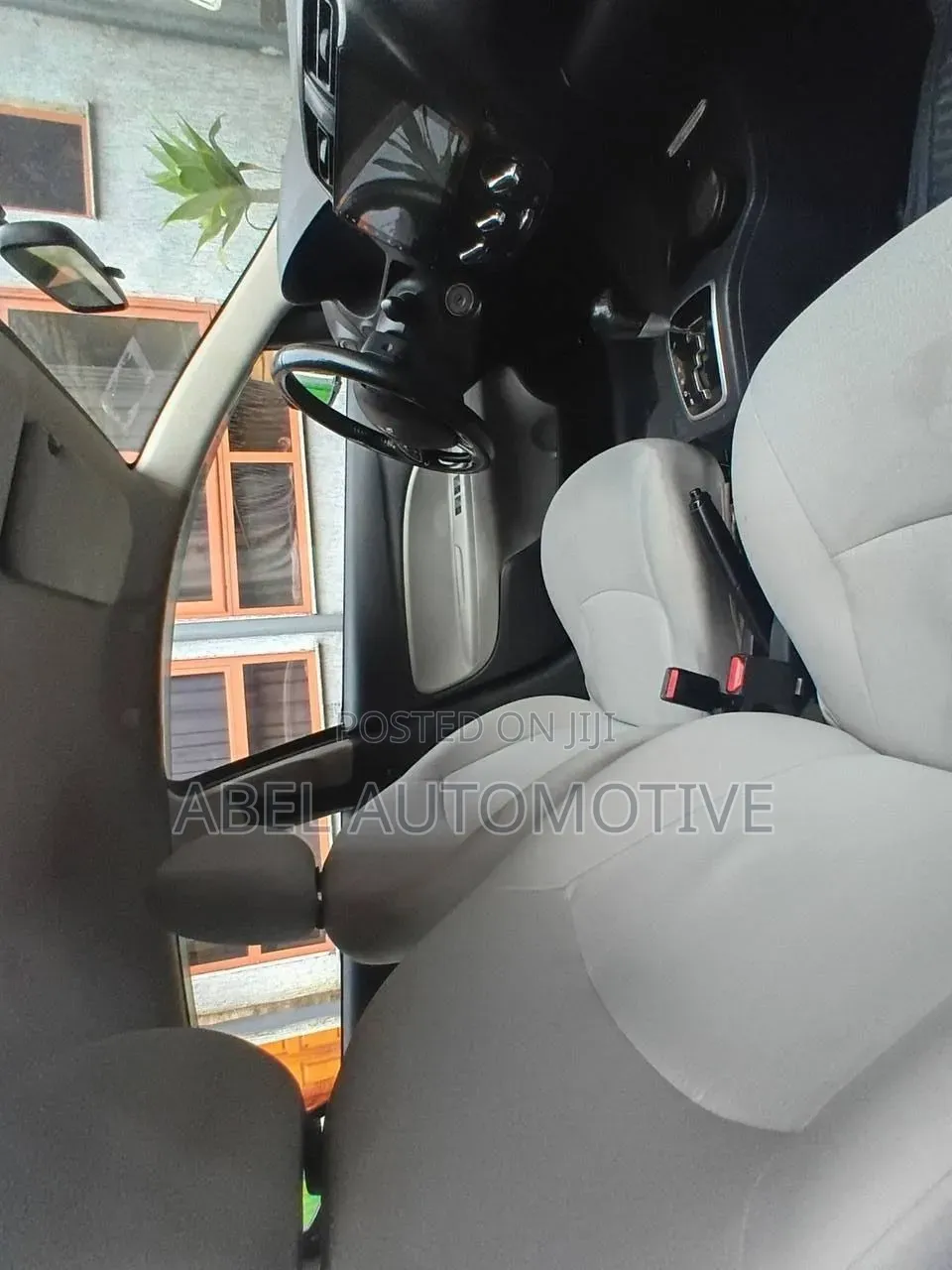 Mitsubishi Attrage 2021 Silver
