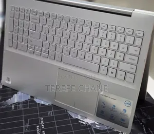 New Laptop Dell Inspiron 15 8GB Intel Core i5 SSD 256GB