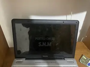 Laptop Toshiba Satellite L600 4GB AMD HDD 320GB