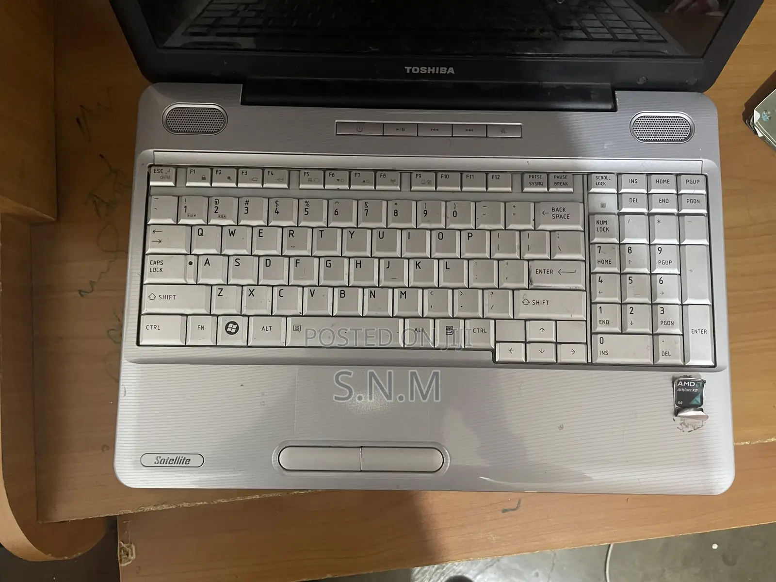 Laptop Toshiba Satellite L600 4GB AMD HDD 320GB
