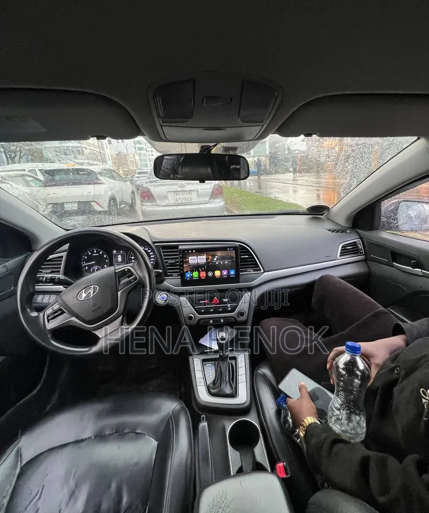 Hyundai Avante 2017 Blue