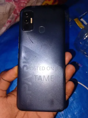 Tecno Spark 16 GB Silver