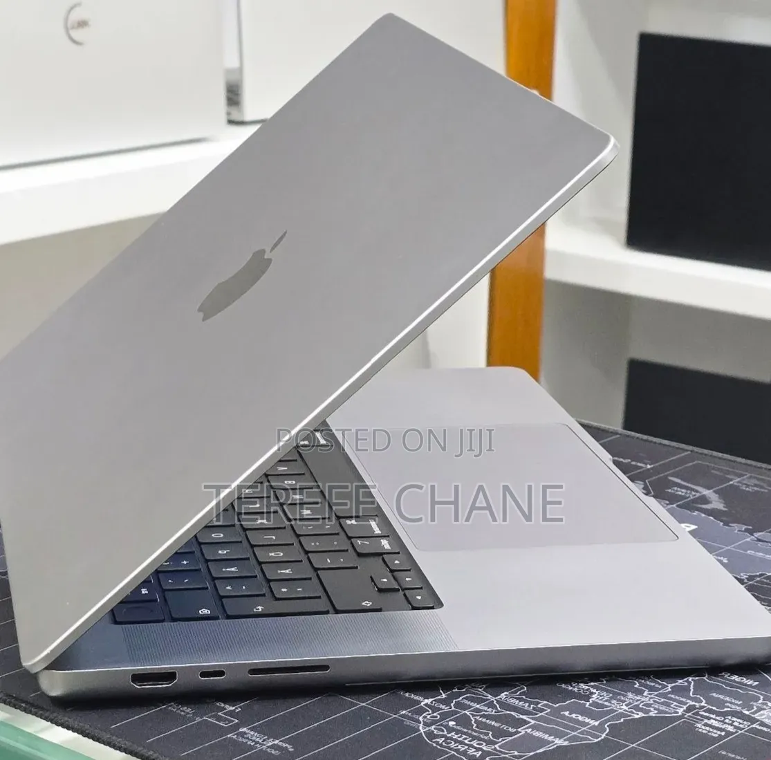 New Laptop Apple MacBook Pro 2021 M1 64GB Apple M1 Max SSD 1T