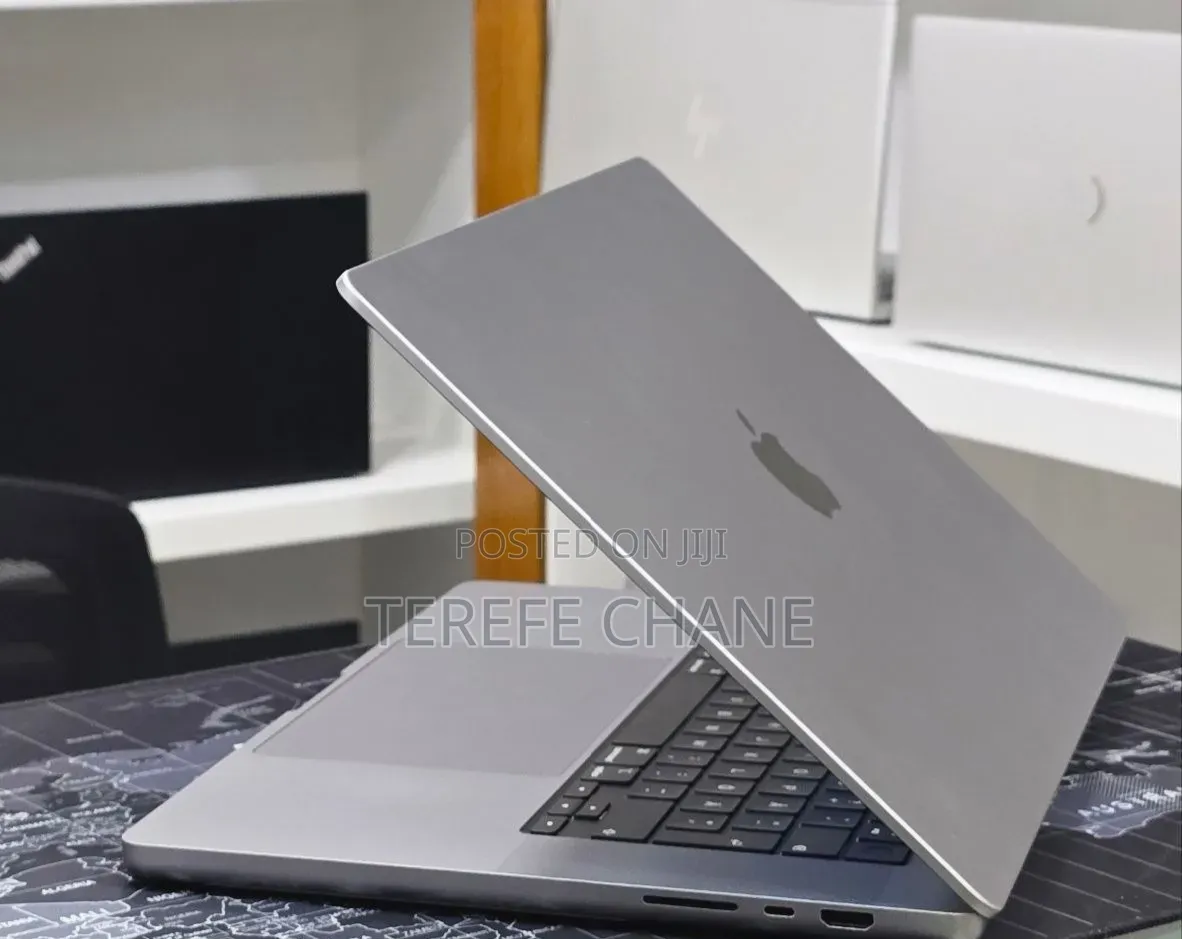 New Laptop Apple MacBook Pro 2021 M1 64GB Apple M1 Max SSD 1T