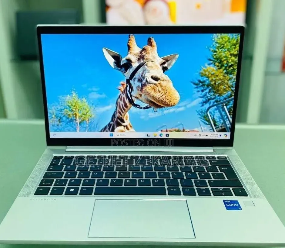New Laptop HP EliteBook 840 G8 16GB Intel Core i5 SSD 512GB