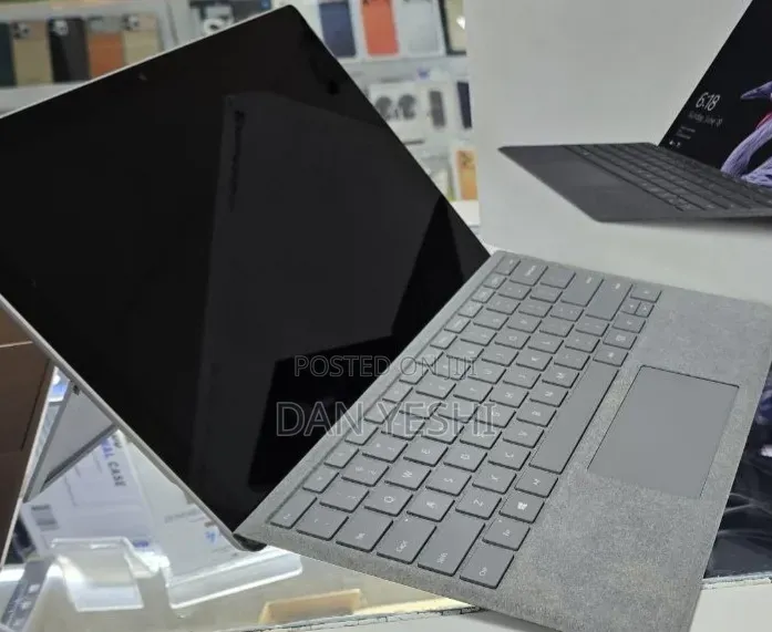 New Laptop Microsoft Surface Pro 8GB Intel Core i5 SSD 128GB
