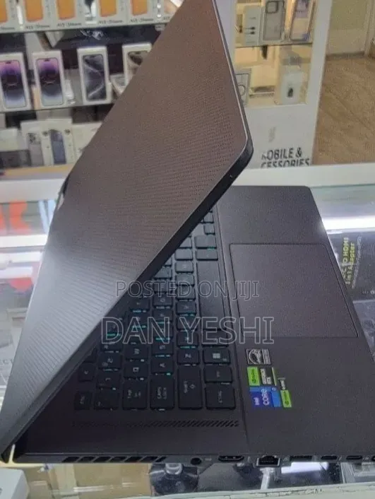 New Laptop Asus ROG Zephyrus G16 16GB Intel Core i7 SSD 512GB