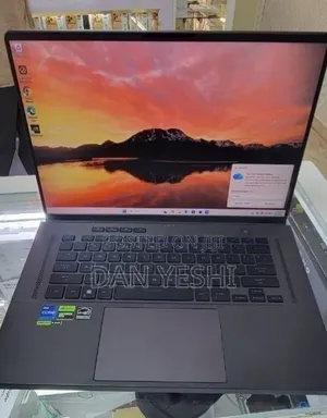 New Laptop Asus ROG Zephyrus G16 16GB Intel Core i7 SSD 512GB