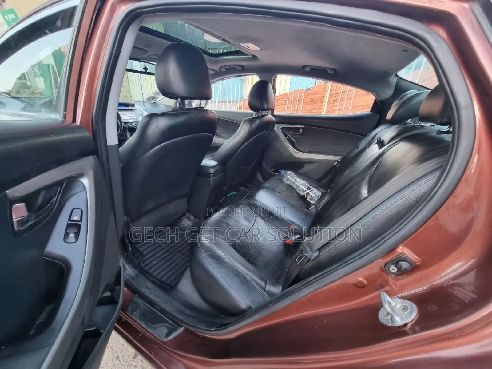 Hyundai Avante 2013 Burgundy