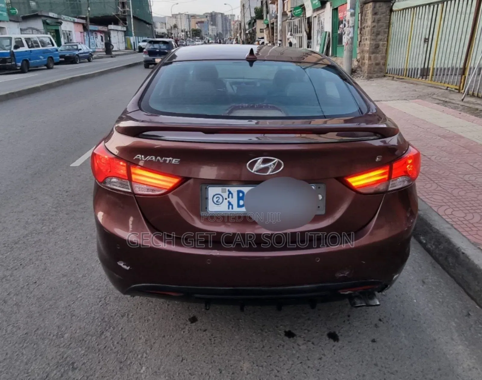 Hyundai Avante 2013 Burgundy