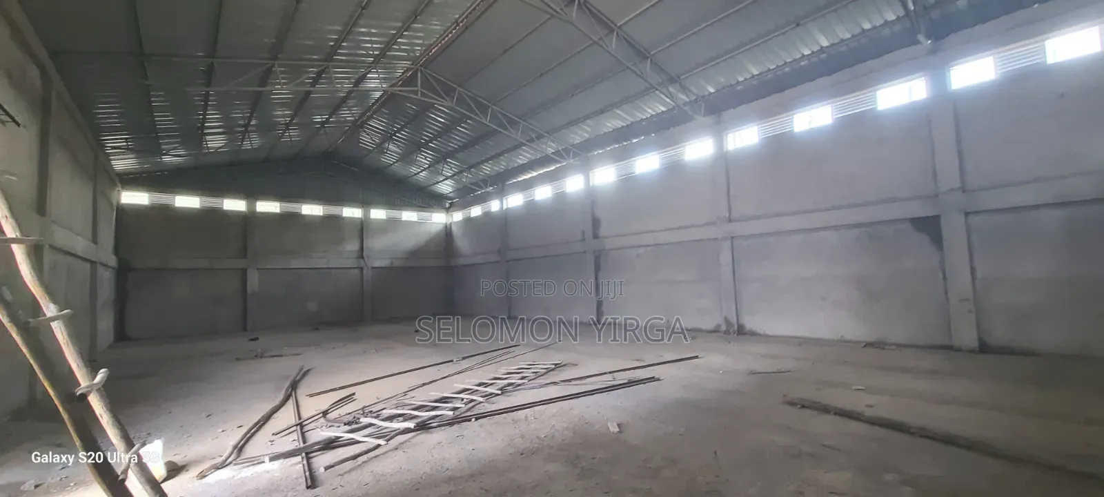 Warehouse for Rent, Large