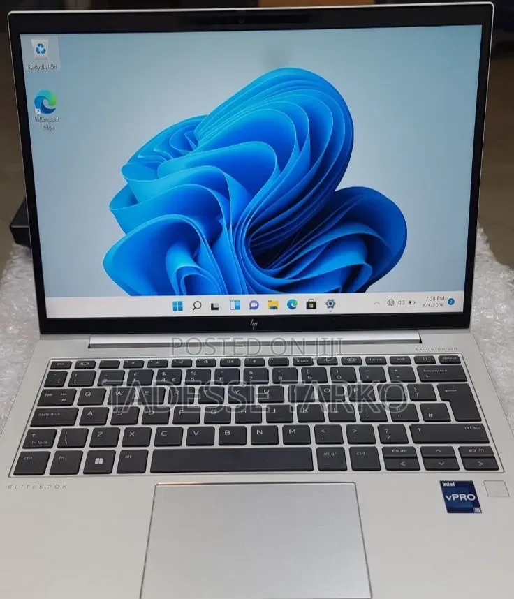New Laptop HP EliteBook 830 G9 16GB Intel Core i5 SSD 512GB