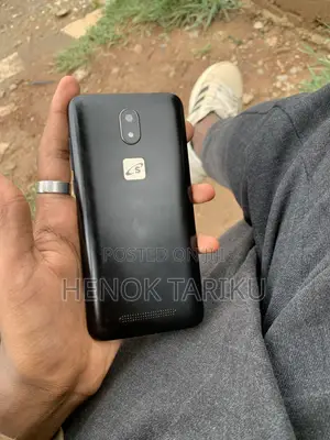 Safaricom Neon Ray Pro 16 GB Black