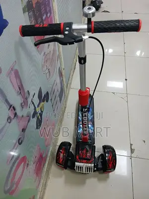 NEW Kids Scooter