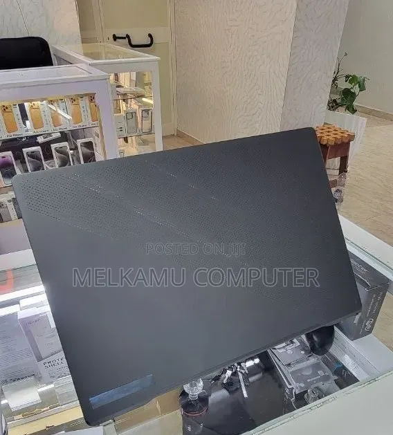 New Laptop Asus ROG Zephyrus G16 16GB Intel Core i7 SSD 512GB