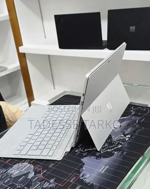 New Laptop Microsoft Surface Pro 7+ 16GB Intel Core i5 SSD 256GB