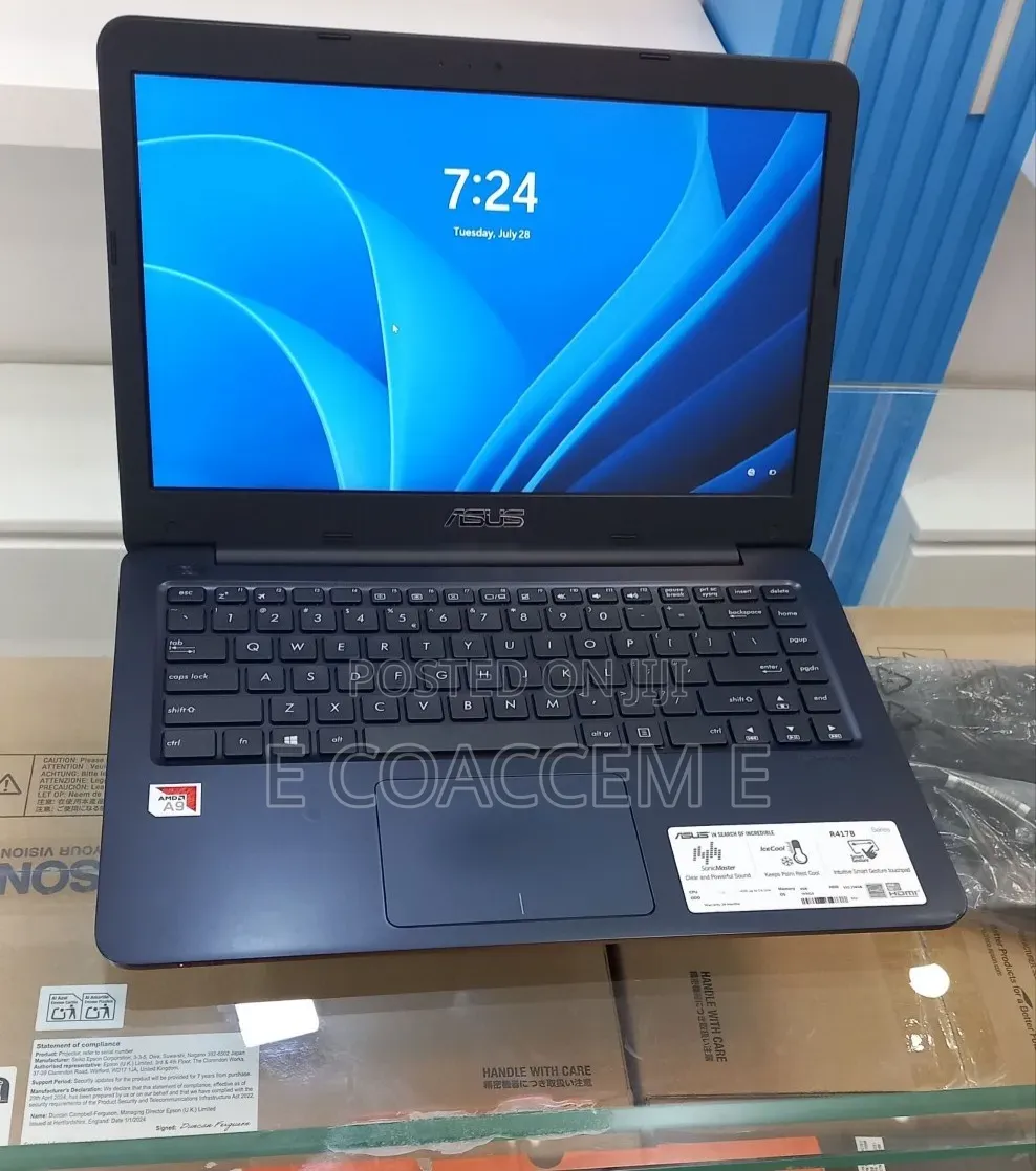 Laptop Asus 8GB AMD SSD 256GB
