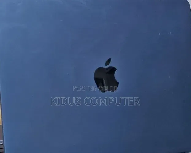 New Laptop Apple MacBook Air 2025 M4 16GB Apple M4 SSD 256GB