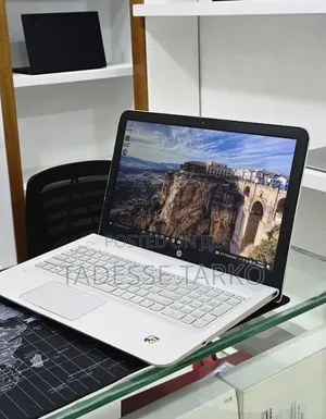 New Laptop HP Envy 15 12GB Intel Core i5 HDD+SSD 1T