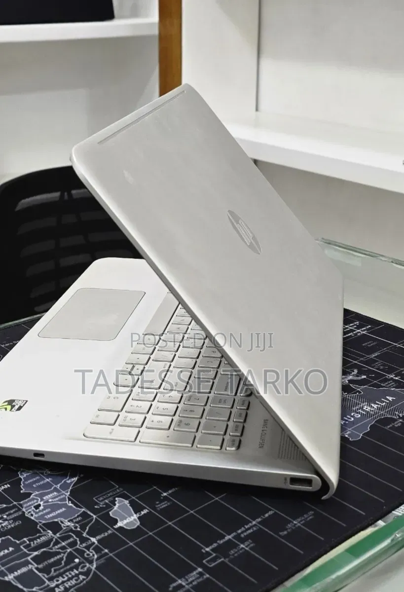 New Laptop HP Envy 15 12GB Intel Core i5 HDD+SSD 1T