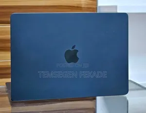 New Laptop Apple MacBook Air 2025 M4 16GB Apple M4 SSD 256GB