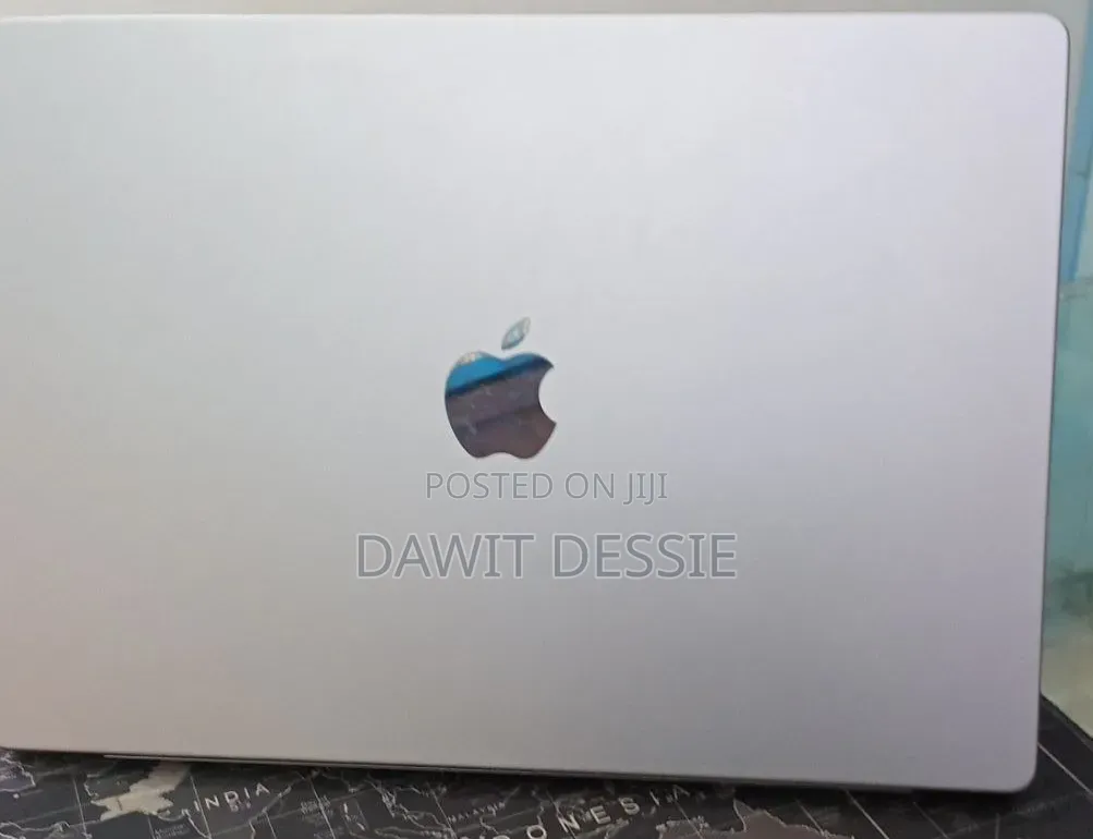 New Laptop Apple MacBook Pro 2021 M1 32GB Apple M1 Pro SSD 512GB