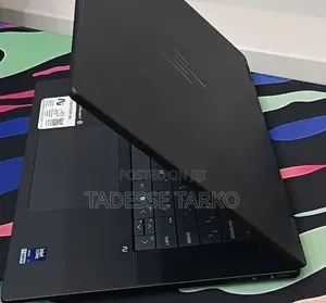 New Laptop HP OmniBook X Flip 16" 16GB Intel Core Ultra 7 SSD 1T
