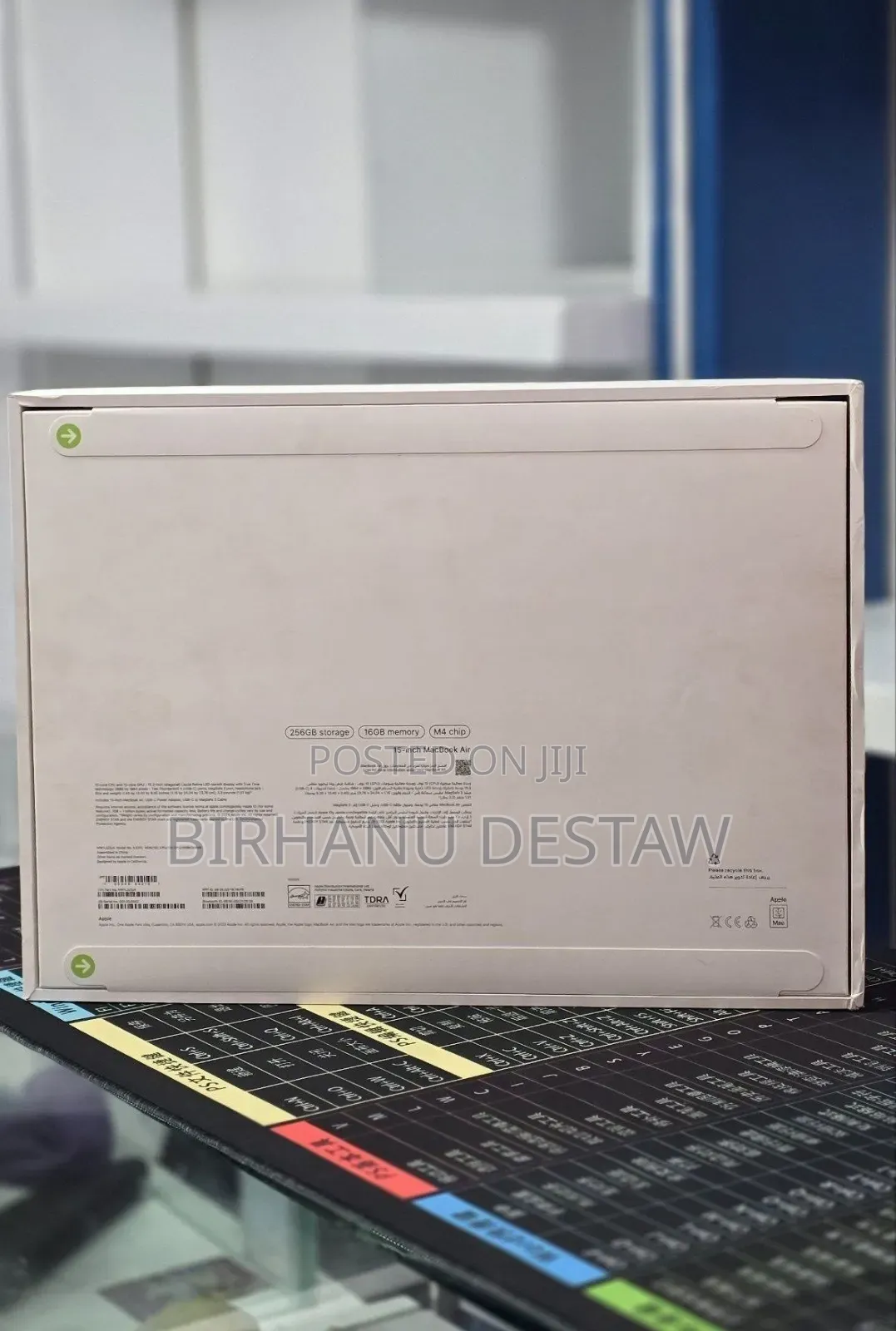 New Laptop Apple MacBook Air 2025 M4 16GB Apple M4 SSD 256GB