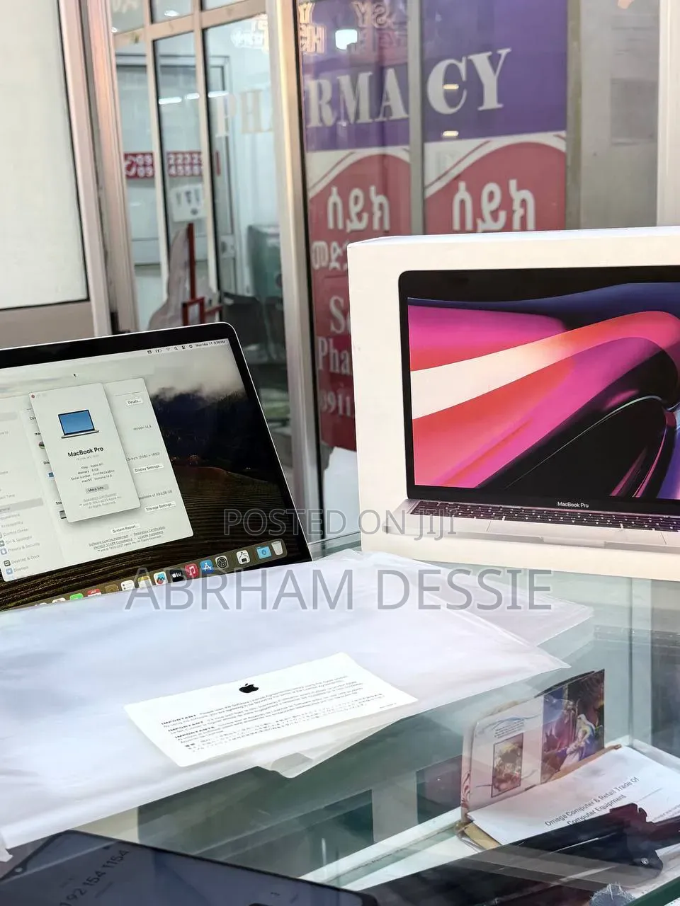 New Laptop Apple MacBook Pro 2021 M1 8GB Apple M1 SSD 512GB