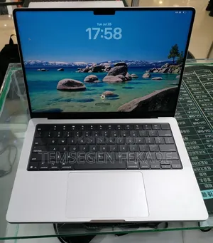 New Laptop Apple MacBook Pro 2025 M5 16GB Apple M5 Pro SSD 512GB