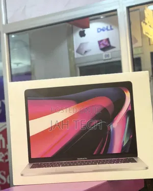 New Laptop Apple MacBook Pro 2020 M1 8GB Apple M1 SSD 512GB