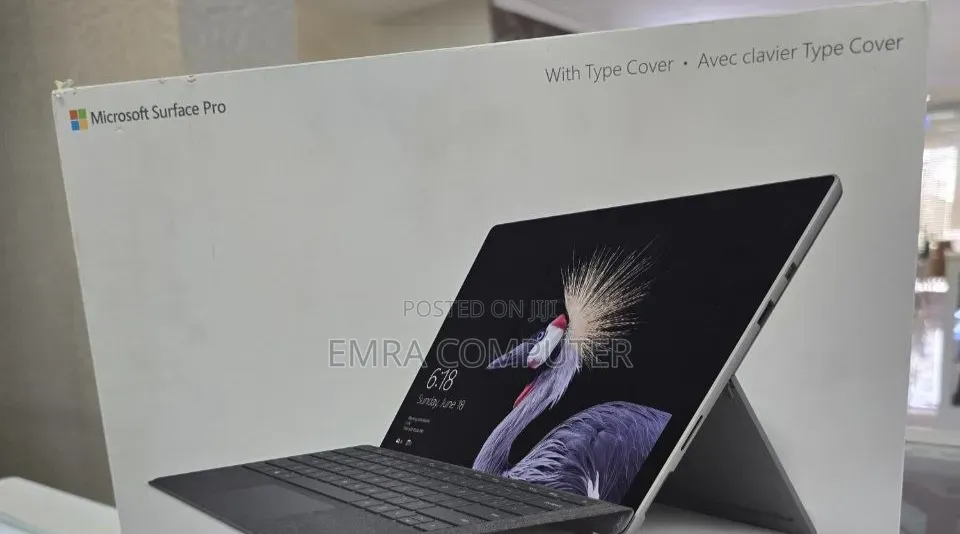 New Laptop Microsoft Surface 8GB Intel Core i5 SSD 128GB