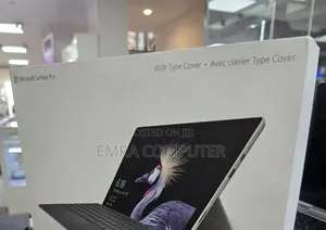 New Laptop Microsoft Surface 8GB Intel Core i5 SSD 128GB