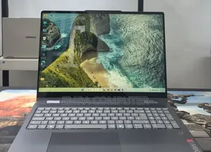 New Laptop Lenovo 16GB Intel Core Ultra 5 SSD 512GB