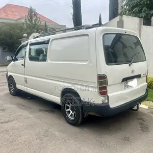 Toyota HiAce 2008 White
