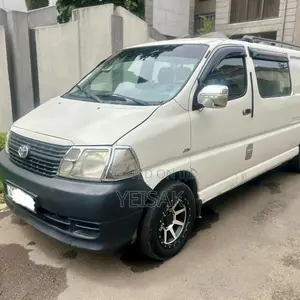 Toyota HiAce 2008 White