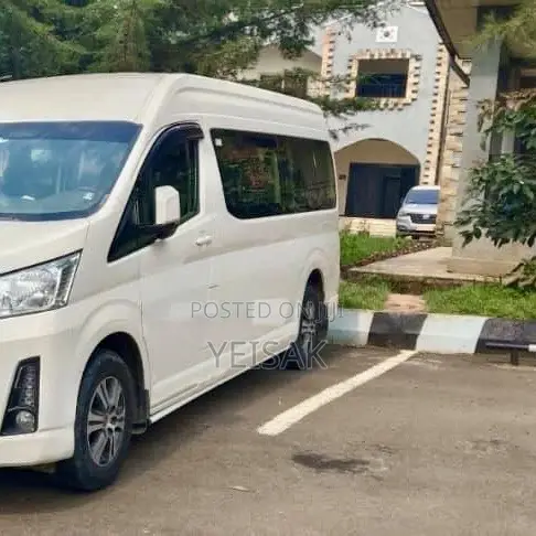 Toyota HiAce 2020 White
