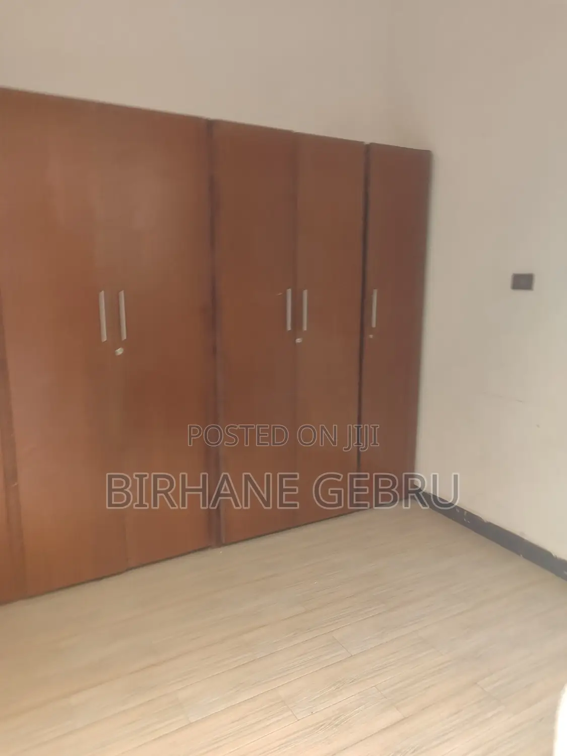 5bdrm Villa in Villa, Bole for rent